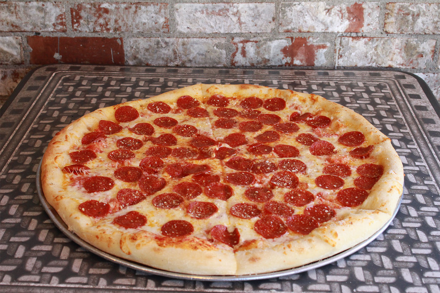 empire-pizza-pub-tucson-pizza-place